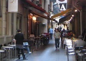 MELTours - Accommodation Redcliffe 1