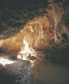 Tunnel Creek National Park - Accommodation Redcliffe 0
