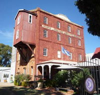 The York Mill - Accommodation Redcliffe