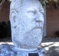 Sir John Forrest Monument - Accommodation Redcliffe