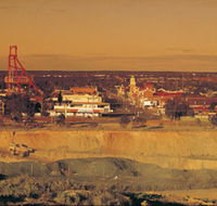 Super Pit - Accommodation Redcliffe