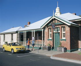 Old Court House Complex - Accommodation Redcliffe 0