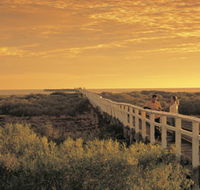 One Mile Jetty - Accommodation Redcliffe