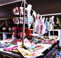Under The Oak Handmade Gallery and Gifts - Accommodation Redcliffe
