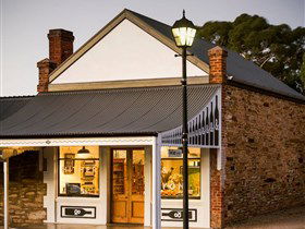 Hither And Yon Wines - Accommodation Redcliffe 0