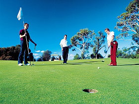 Richmond Golf Club - Accommodation Redcliffe 0