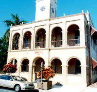 Mackay Town Hall - Accommodation Redcliffe