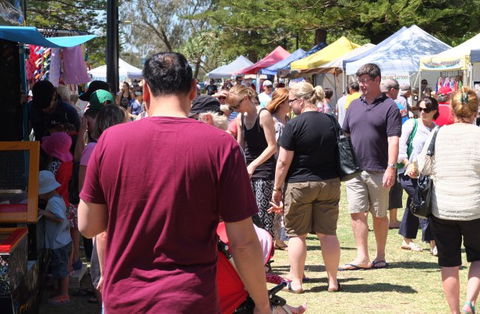 Burleigh Heads Markets - Accommodation Redcliffe 1