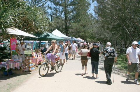 Burleigh Heads Markets - Accommodation Redcliffe 5