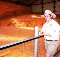 Dinosaurs and Opals Four Wheel Drive Track - Accommodation Redcliffe