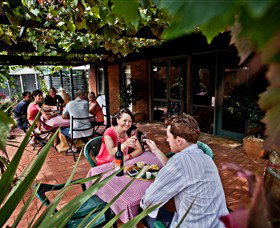 Barangaroo Boutique Wines - Accommodation Redcliffe 0