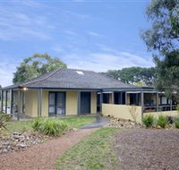 Ponda Estate - Accommodation Redcliffe