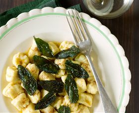 A Tavola! Cooking School At Pizzini Wines - Accommodation Redcliffe 4