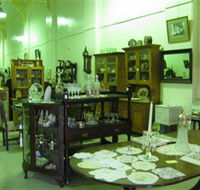 Glenleigh Antiques - Accommodation Redcliffe