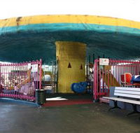 The Giant Mushroom - Accommodation Redcliffe