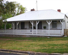 Uralla Heritage Walk - Accommodation Redcliffe 3