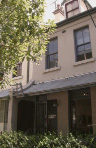 Beatty Gallery - Accommodation Redcliffe 2