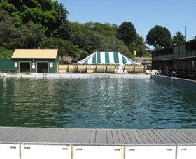 Dawn Fraser Baths - Accommodation Redcliffe 5