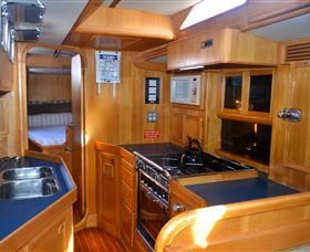 Pilgrim Sailing - Accommodation Redcliffe 7