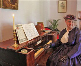 Hambledon Cottage House Museum - Accommodation Redcliffe 8