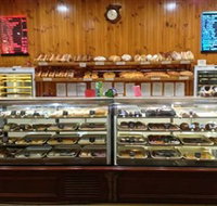 Strathy Hot Bread - Accommodation Redcliffe