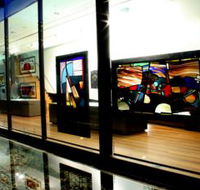 National Art Glass Collection - Accommodation Redcliffe