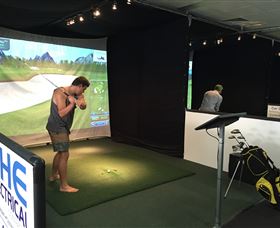 GolfTec - Accommodation Redcliffe 1