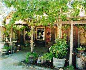 Wagga Wagga Winery - Accommodation Redcliffe 0