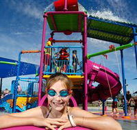 WAVES - Accommodation Redcliffe
