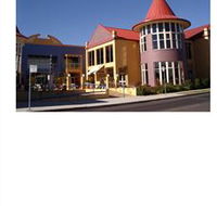 The Wicklow Hotel - Accommodation Redcliffe
