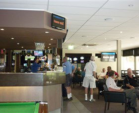 Queanbeyan Golf Club - Accommodation Redcliffe 1