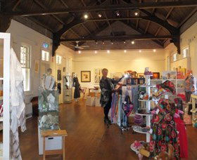 Gallery On Track - Accommodation Redcliffe 0