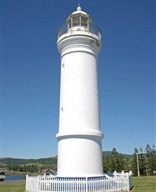 Kiama Lighthouse - Accommodation Redcliffe 0