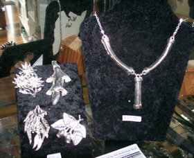 Australian Wildflower Jewellery Gallery - Accommodation Redcliffe 1