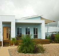 The Coastal - Accommodation Redcliffe