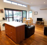 Karrak Reach Forest Retreat - Accommodation Redcliffe