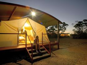 Gawler Ranges Wilderness Safaris - Accommodation Redcliffe 1