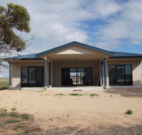 Time Out - Accommodation Redcliffe