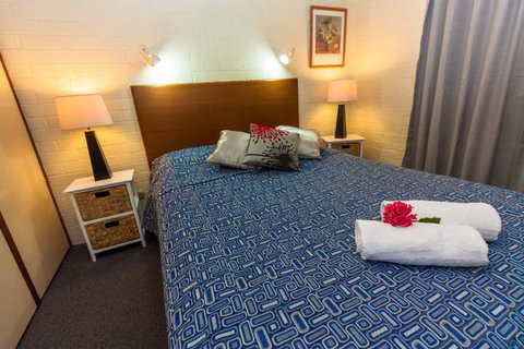 Edgewater Gardens - Accommodation Redcliffe 1