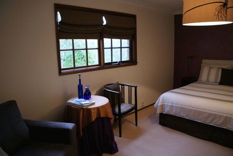 Yallambee Bed And Breakfast - Accommodation Redcliffe 0