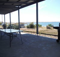 Number 99A - Accommodation Redcliffe