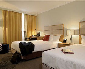 Holiday Inn Parramatta - Accommodation Redcliffe 3
