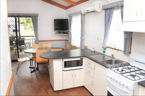 BIG4 Swan Hill - Accommodation Redcliffe 1