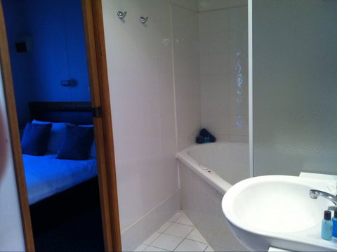 BIG4 Swan Hill - Accommodation Redcliffe 2