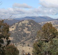Mt Tennent - Accommodation Redcliffe