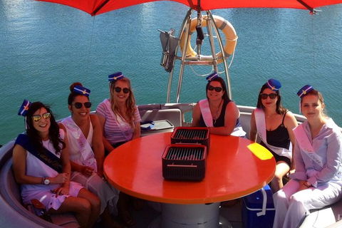 Self-Drive BBQ Boat Hire Mandurah - Group Of 7 - 10 People - Accommodation Redcliffe 1