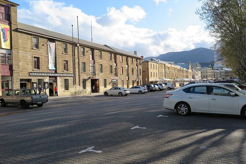Hobart Historic Walking Tour - Accommodation Redcliffe 2
