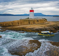 Hobart Sightseeing Cruise including Iron Pot Lighthouse - Accommodation Redcliffe