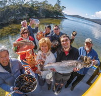 Fresh from the Ocean Tasmanian Seafood Gourmet Full-Day Cruise Including Lunch - Accommodation Redcliffe