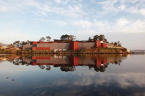 Hobart City Sightseeing Tour Including MONA Admission - Accommodation Redcliffe 0